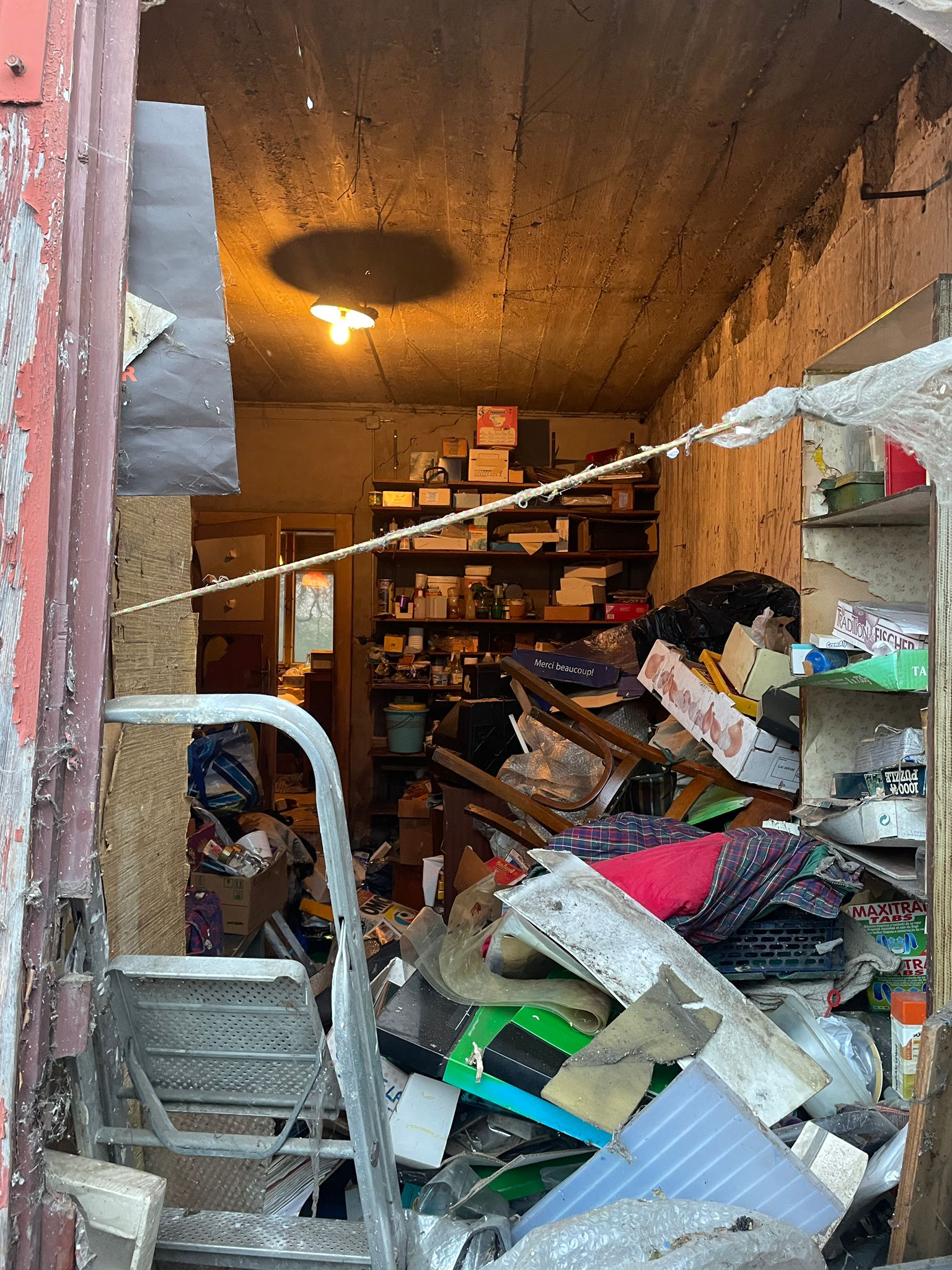 service de debarras maison avant